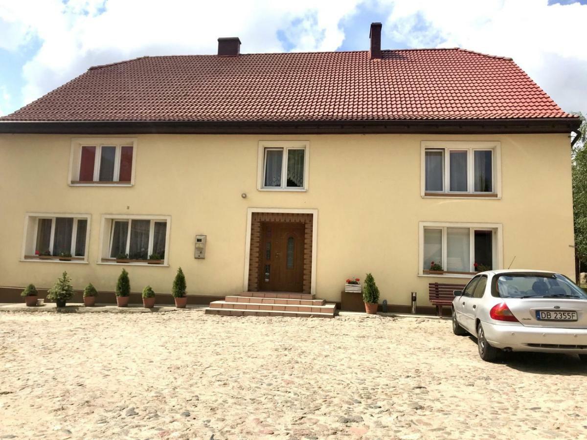 Pokoje Goscinne Pod Jabloniami Ujście-Darłowskie Kültér fotó